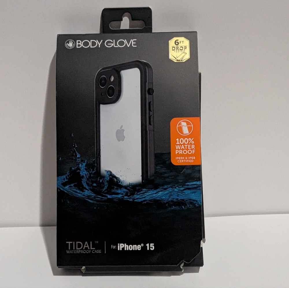 Full body case for iPhone 15 clear with black edges